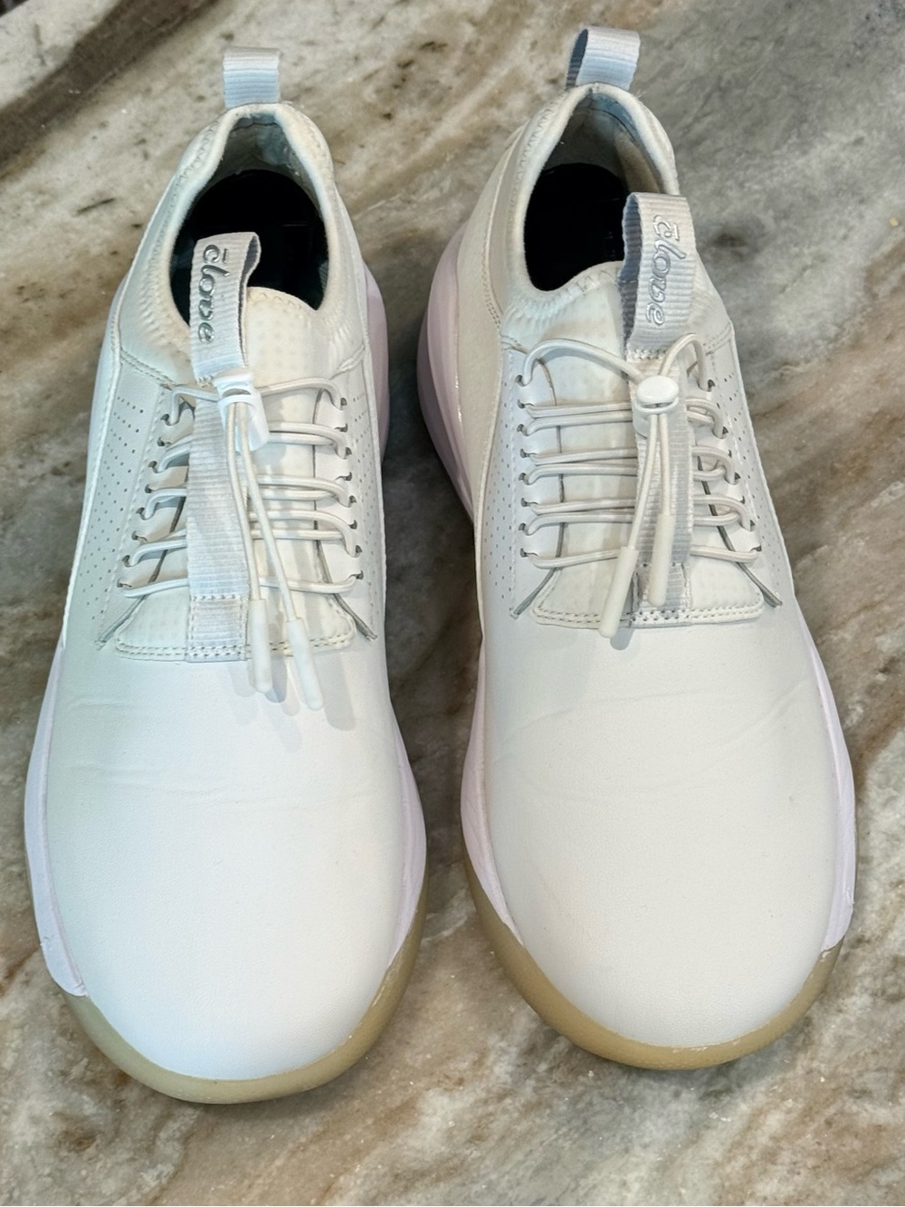 Women’s CLOVE Classic Brilliant white bungee athletic shoes- Size 10 - Picture 3 of 9